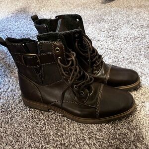 Men’s dress boots